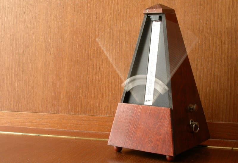 Comment utiliser un métronome pour le tempo ?