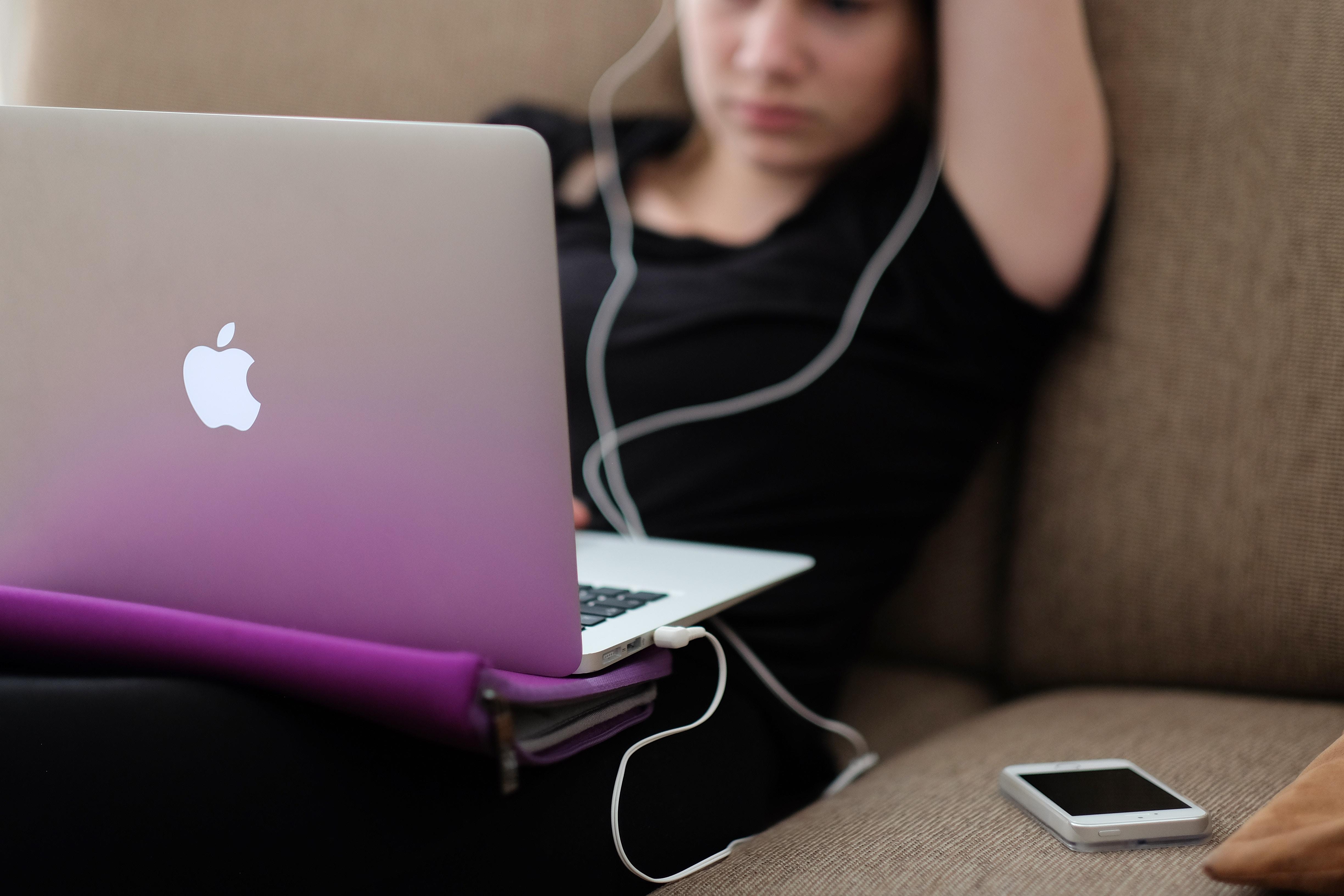 Apprendre le FLE en ligne, télécharger des supports pédagogiques pour sa classe de français... Découvrez les meilleurs sites de FLE.
