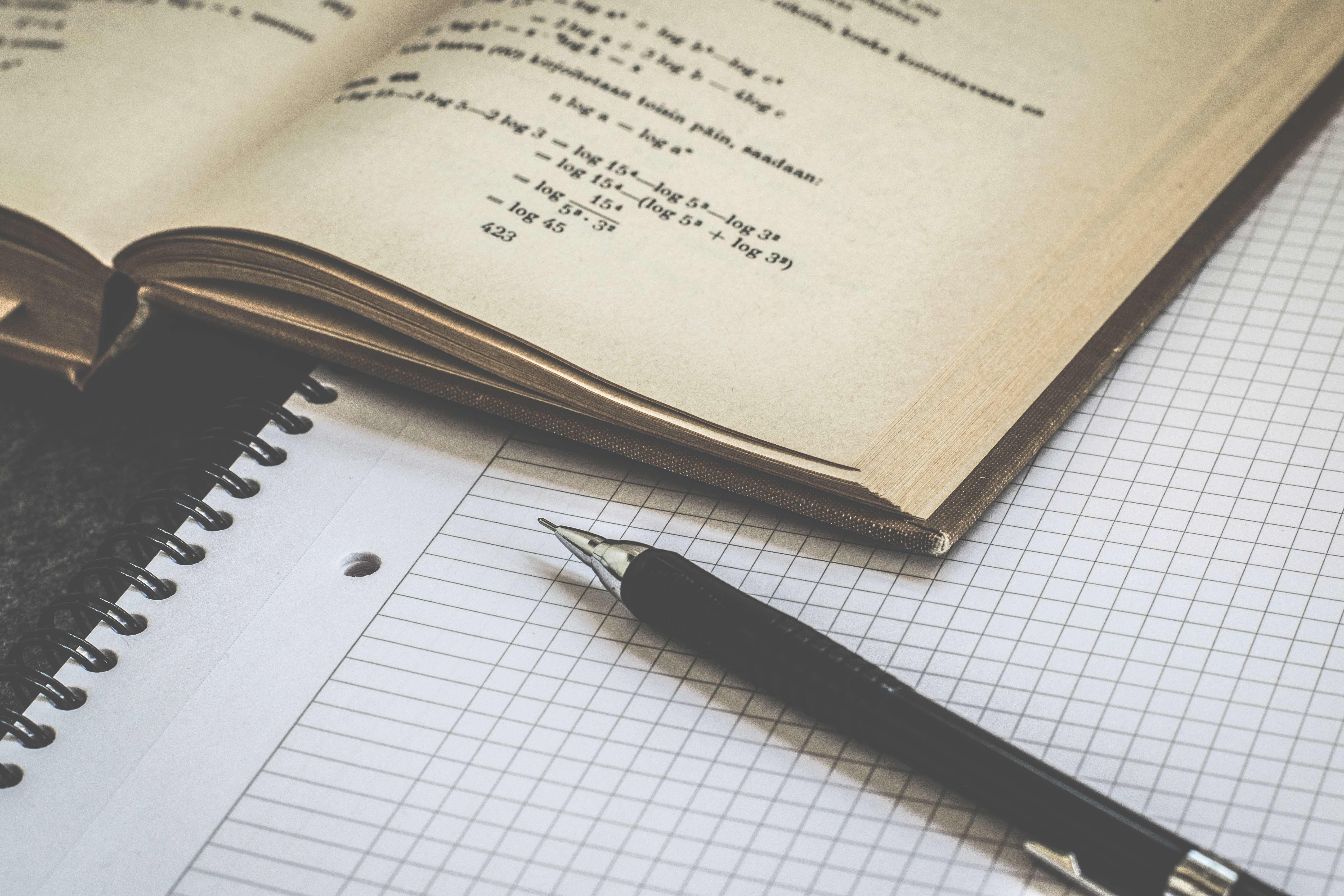 Comment apprendre le calcul algébrique sans professeur de maths ?