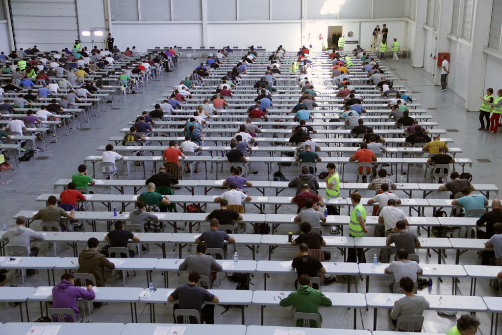 Combien faut-il avoir en langue latine pour avoir son brevet ? 