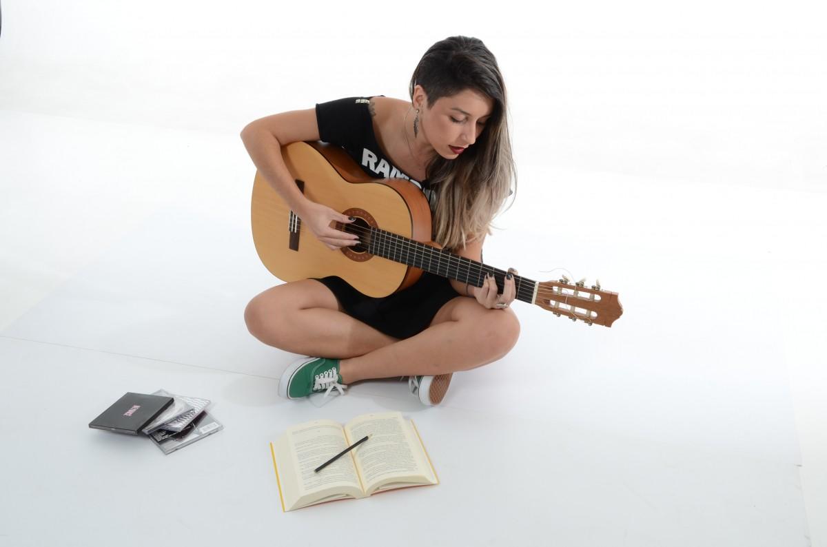 Les instruments de musique indispensables au professeur de chant
