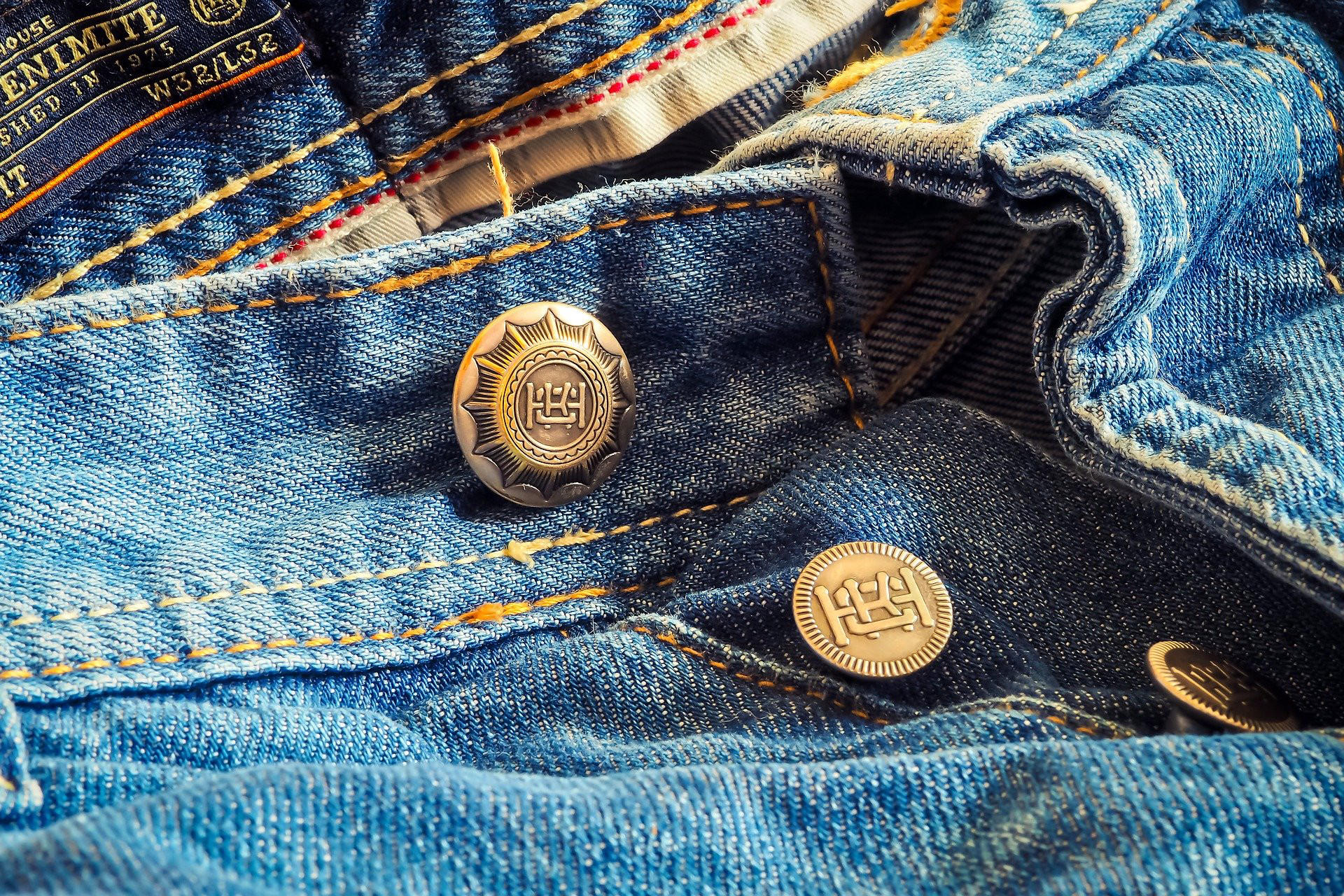 En combien de temps peut on recoudre un jean ?