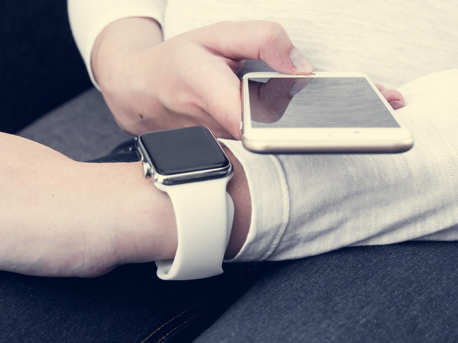 Une Apple Watch est-elle compatible avec un téléphone Samsung ?
