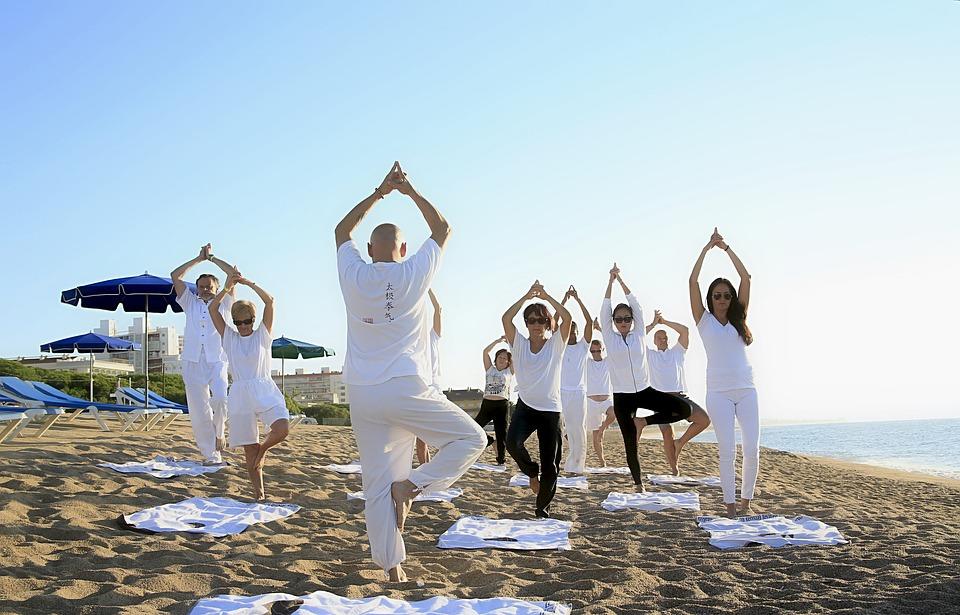 Quel parcours suivre pour devenir prof de yoga ?