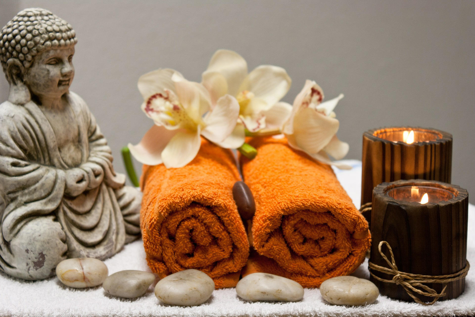 De quels accessoires a-t-on besoin pour pratiquer le yoga Ashtanga ?