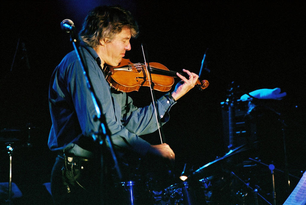 Comment se joue le violon sur le continent européen ?