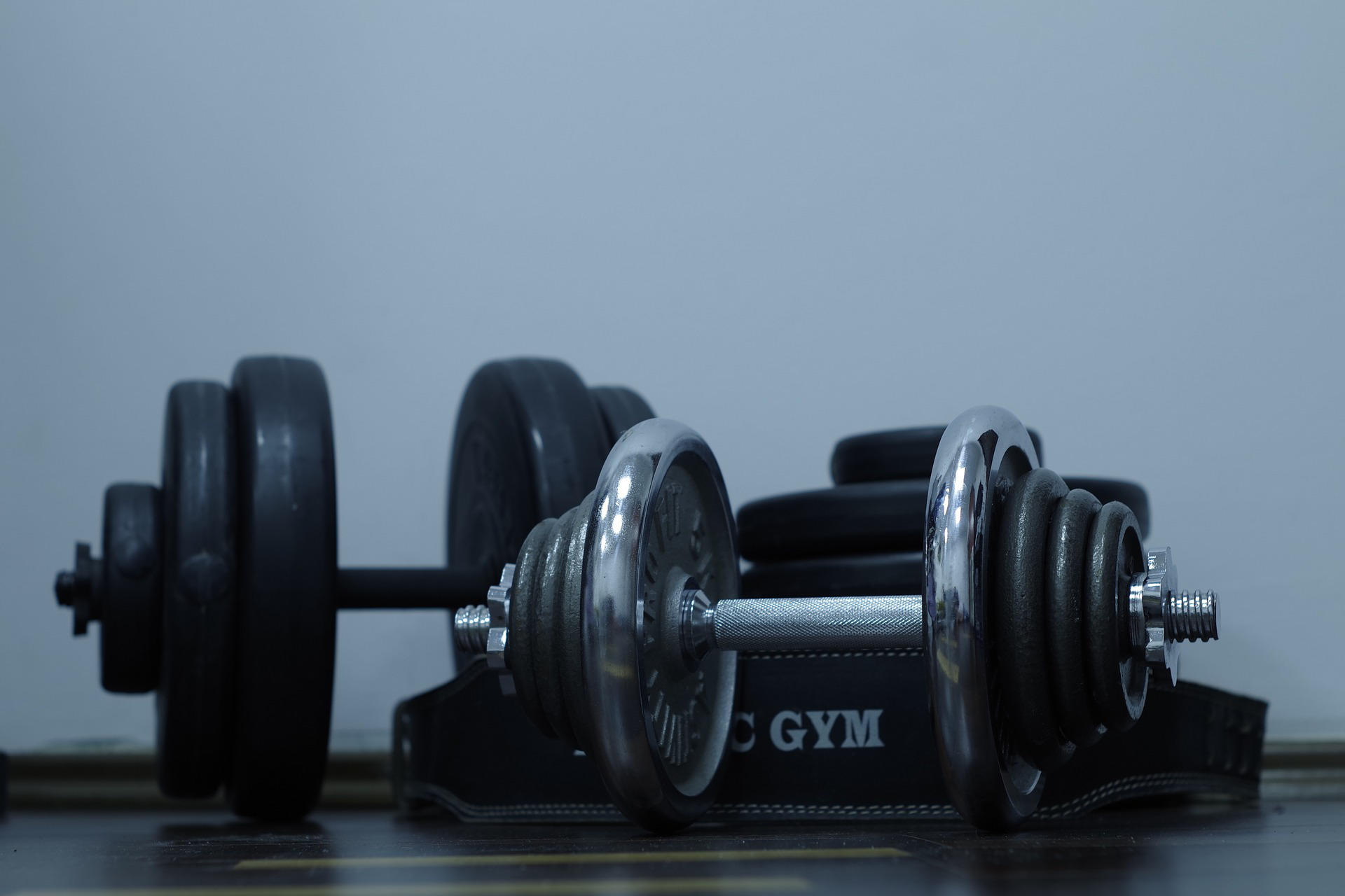 Comment pratiquer la musculation efficacement lorsqu'on débute ?