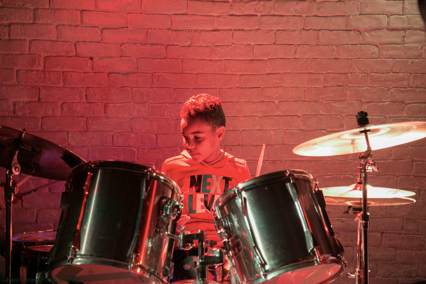 Quelle formation choisir pour apprendre les percussions aux enfants ?