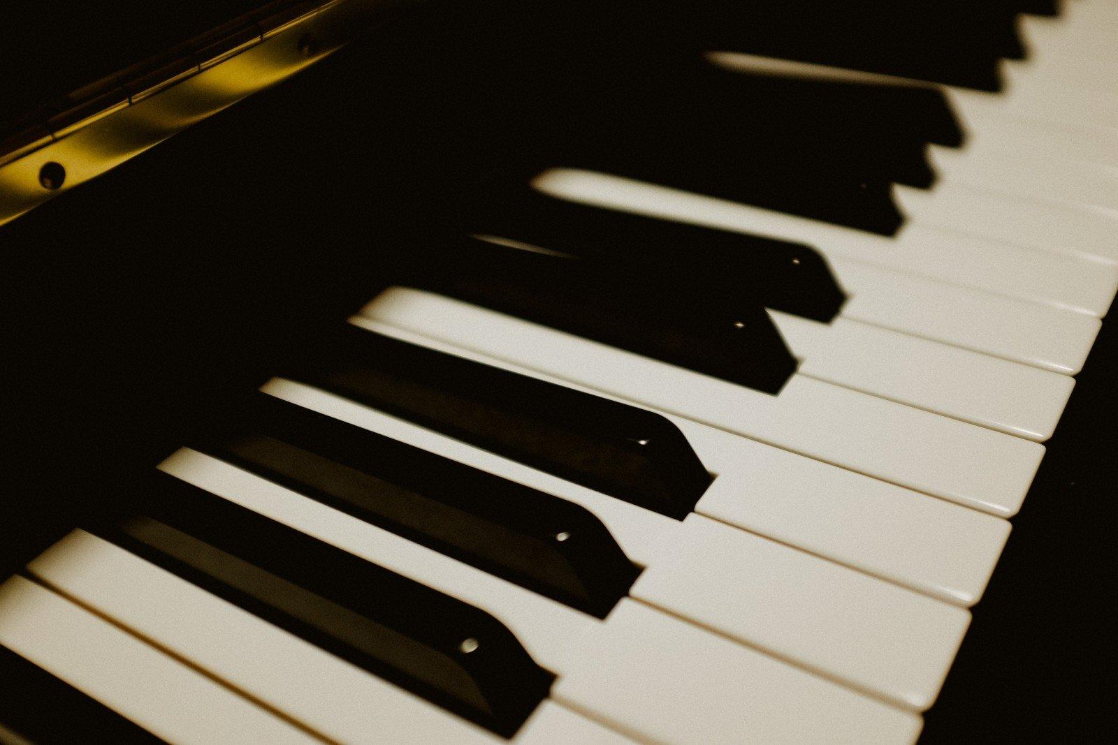 Quelles gammes faut-il apprendre en tant que guitariste ? 