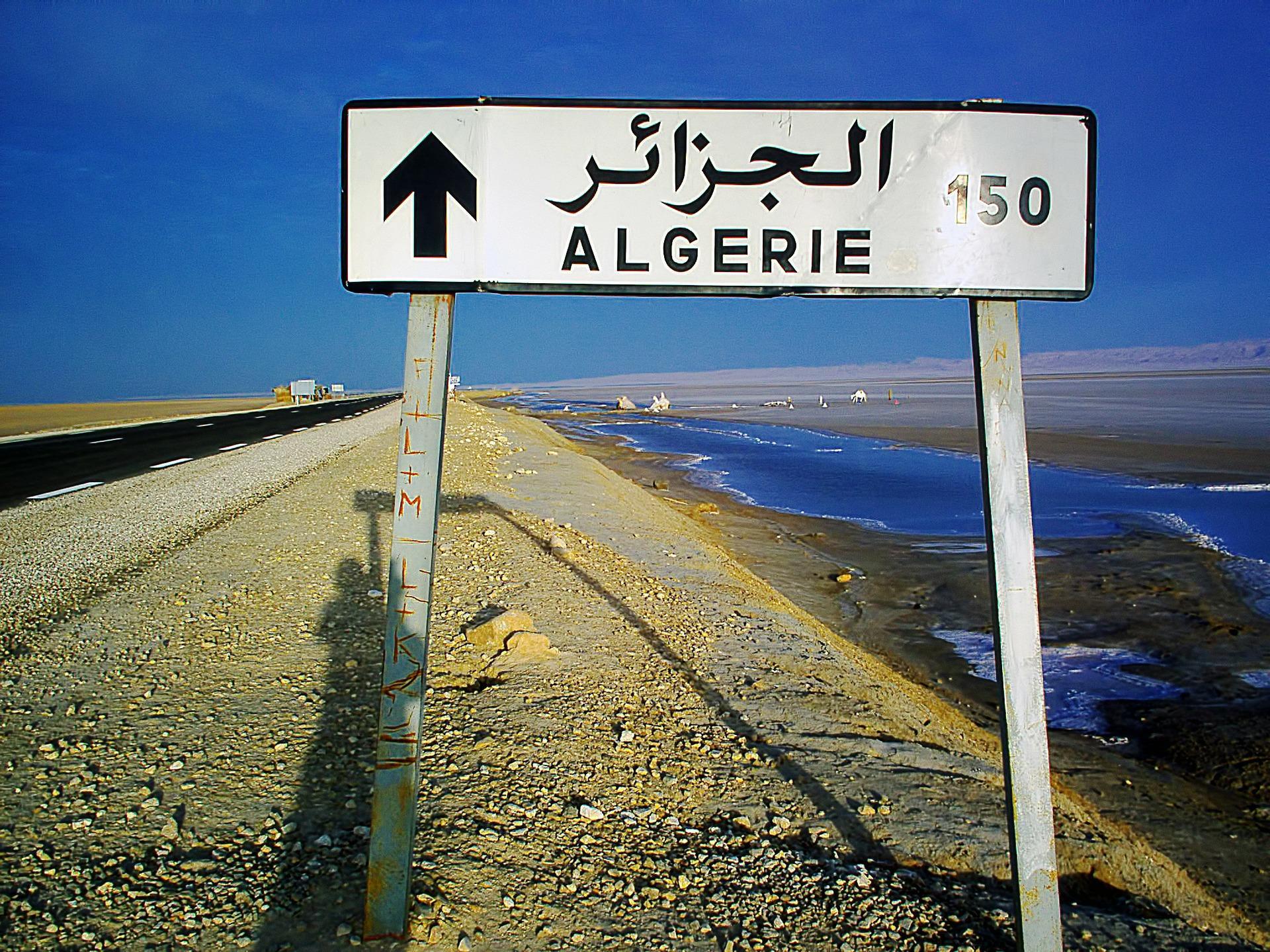 Prendre des cours de langue arabe à Oran ou Alger ? Oui mais ne pas s'aventurer dans le sud du pays.