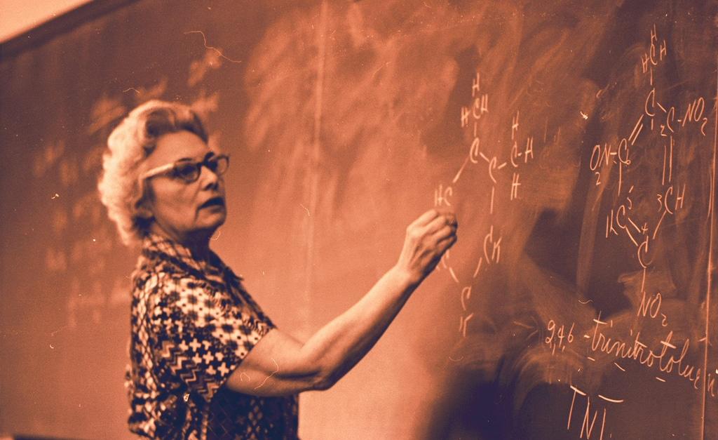 Comment optimiser la rédaction de son annonce d'enseignant ?