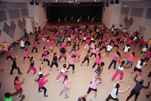 Comment s'équiper pour faire de la zumba en salle ?