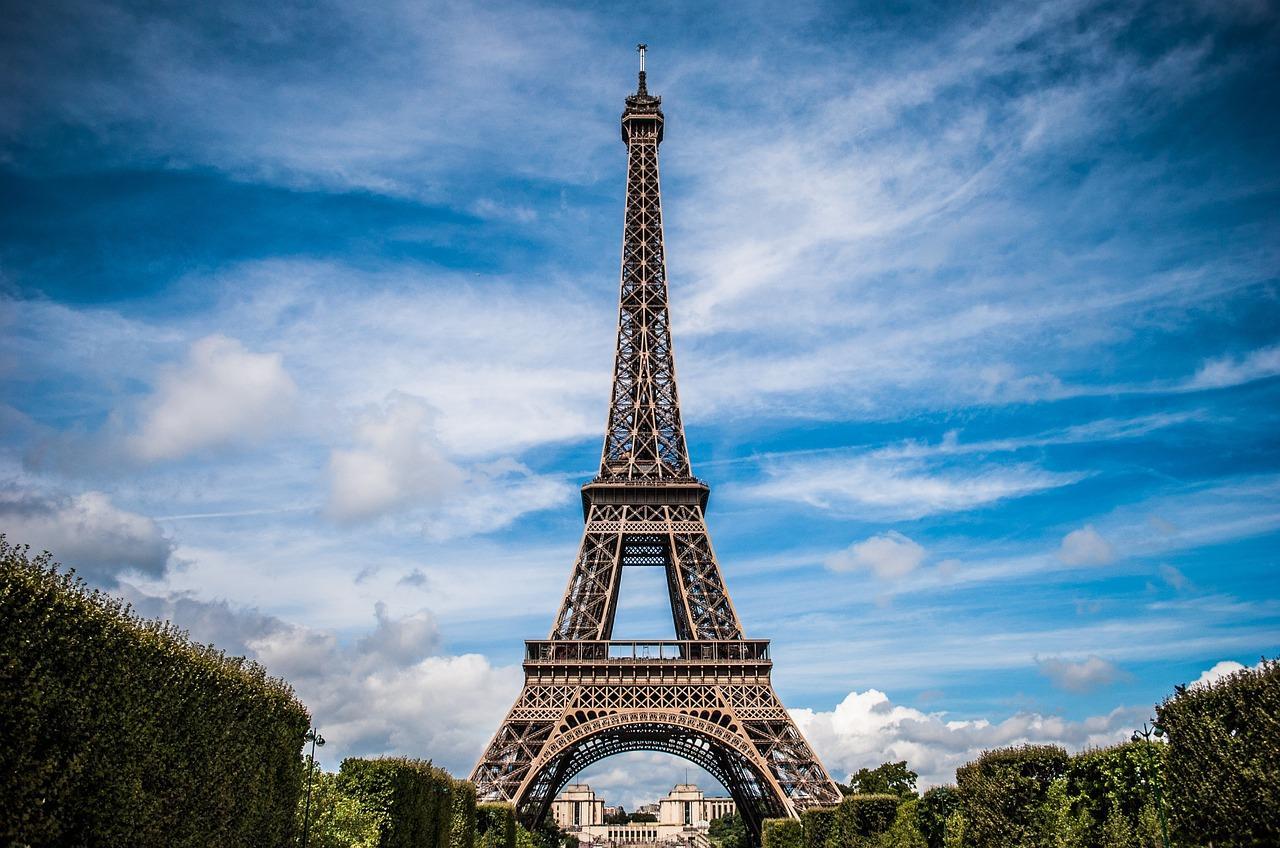Quel est le rôle de l'assistant de langue française ?