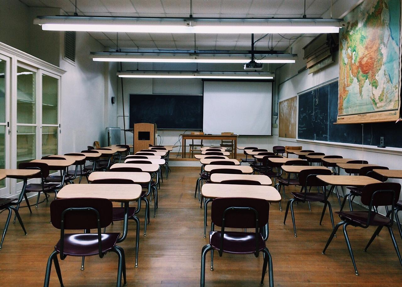 Quels sont les avantages à enseigner le FLE à l'étranger ?
