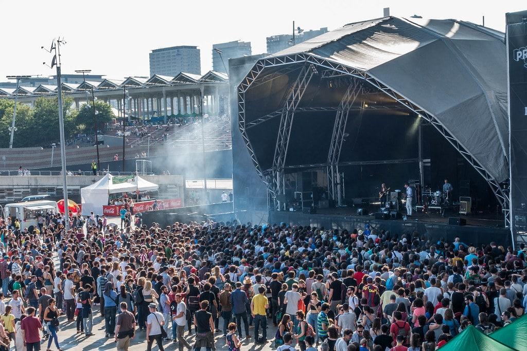 Quand se déroule la fête nationale à Porto ?