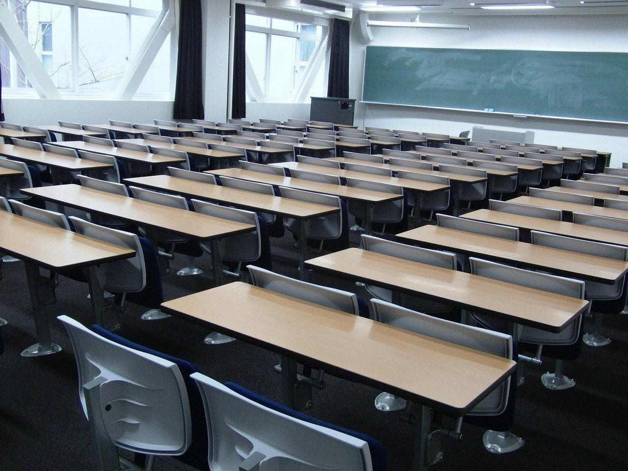 Jusqu'à quel âge peut-on enseigner le latin ?