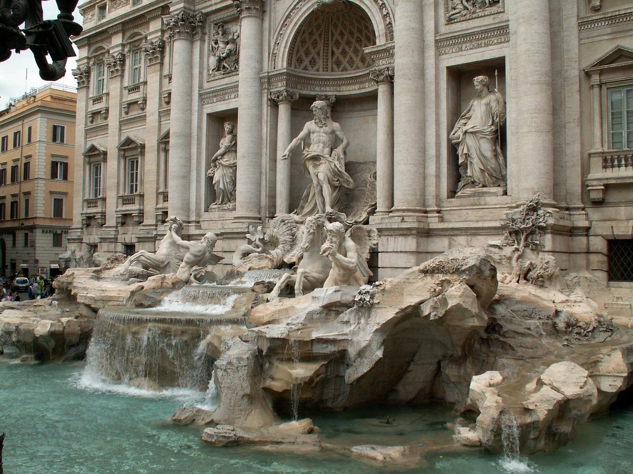Combien de quartiers compte la capitale italienne ?