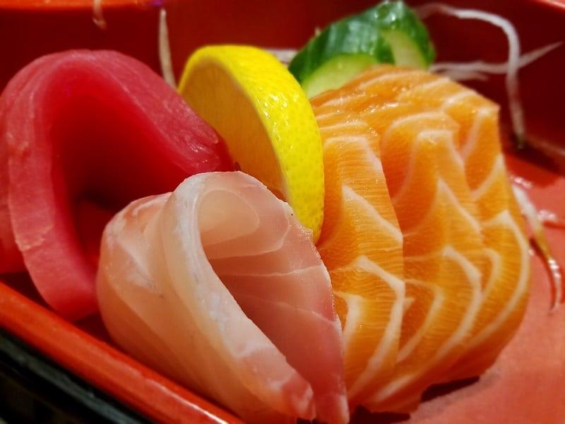 Comment faire des tranches de poisson à la japonaise ?