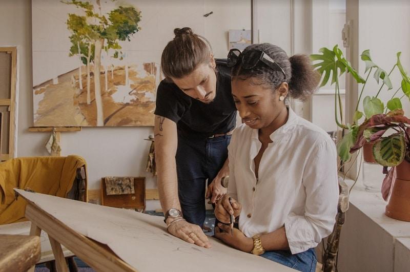 Quel établissement paye le mieux les profs d'art ?
