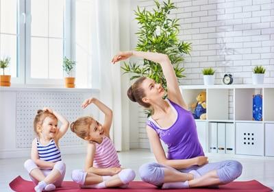 Dans quelle ville trouver des ateliers de yoga pour la famille ?