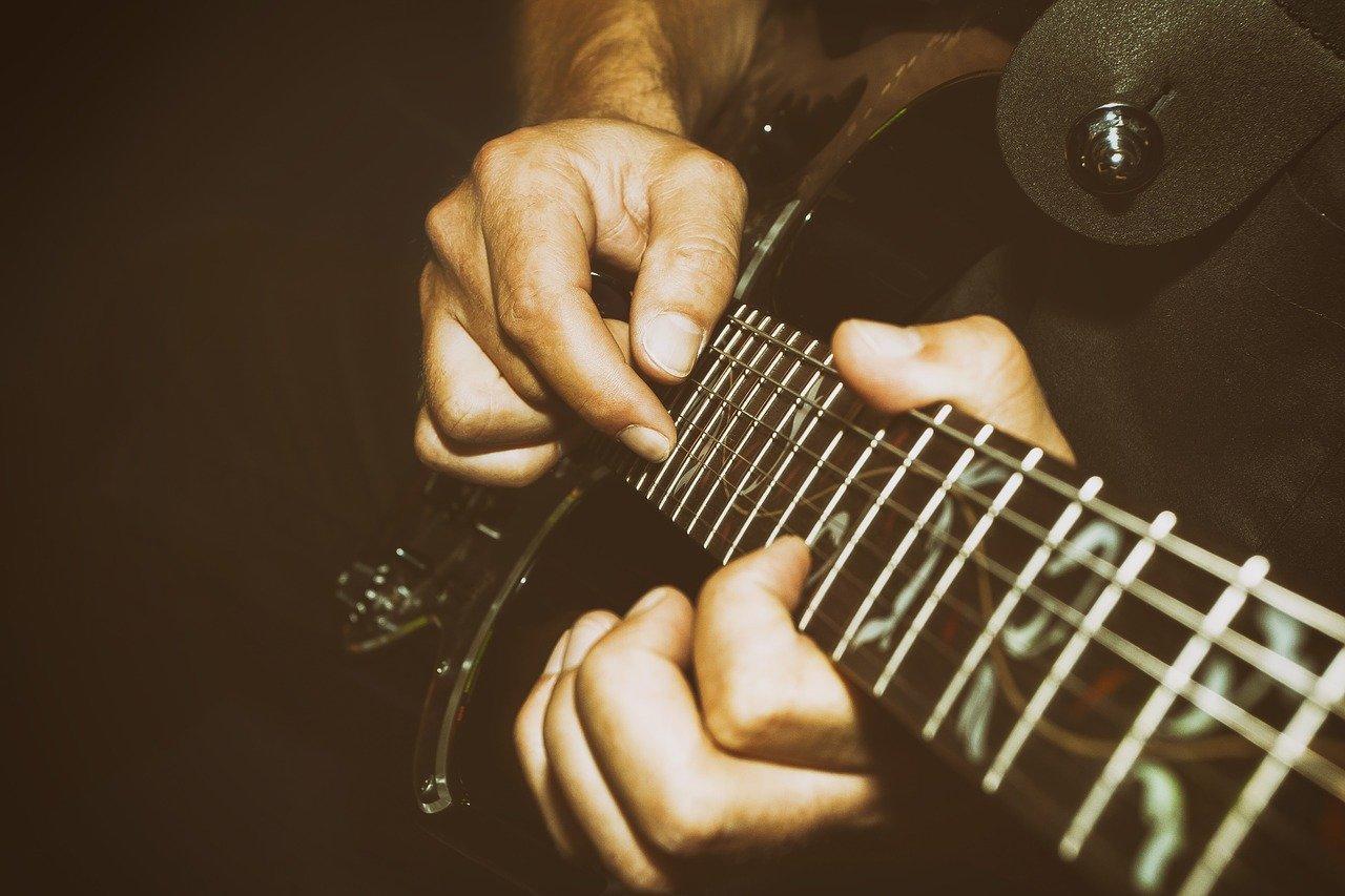 Est-ce que les guitaristes ont des salaires élevés ?