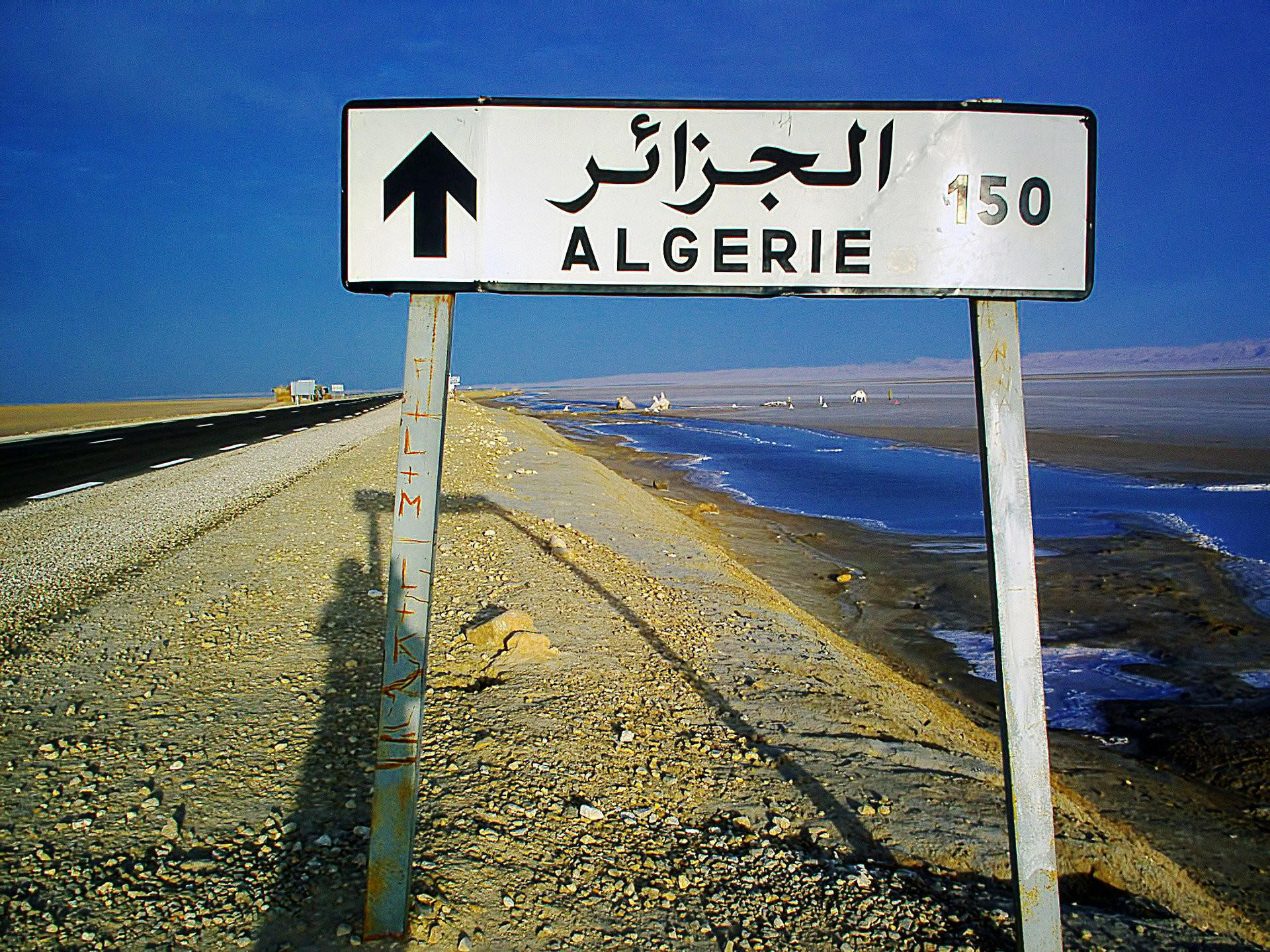 Combien y a t il de langues parlées en Algérie ?