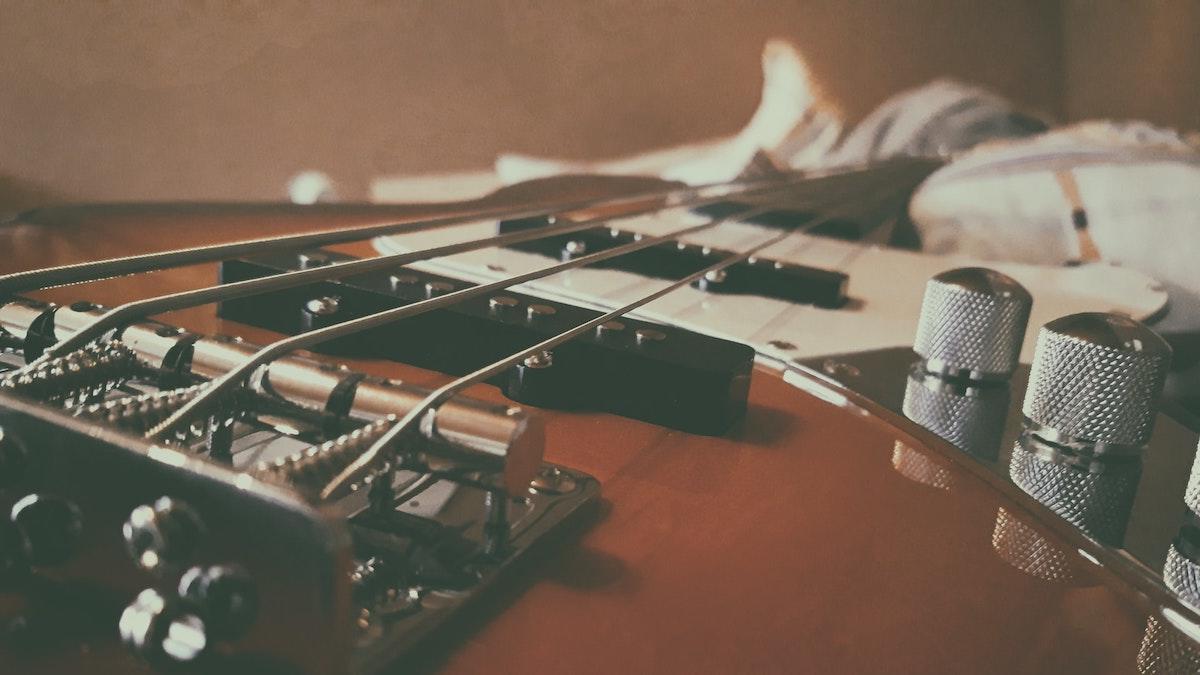Quelles sont les meilleures vidéos pour apprendre la basse ?