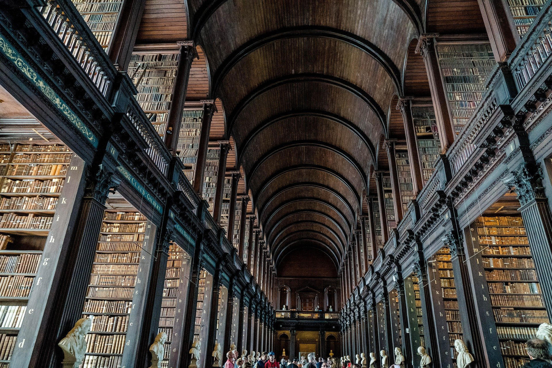 Où sont les monuments célèbres à Dublin ?
