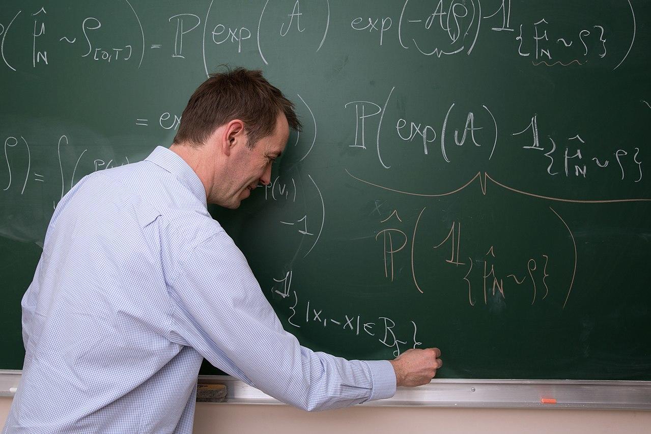 Quels sont les savoirs fondamentaux en sciences à maîtriser ?