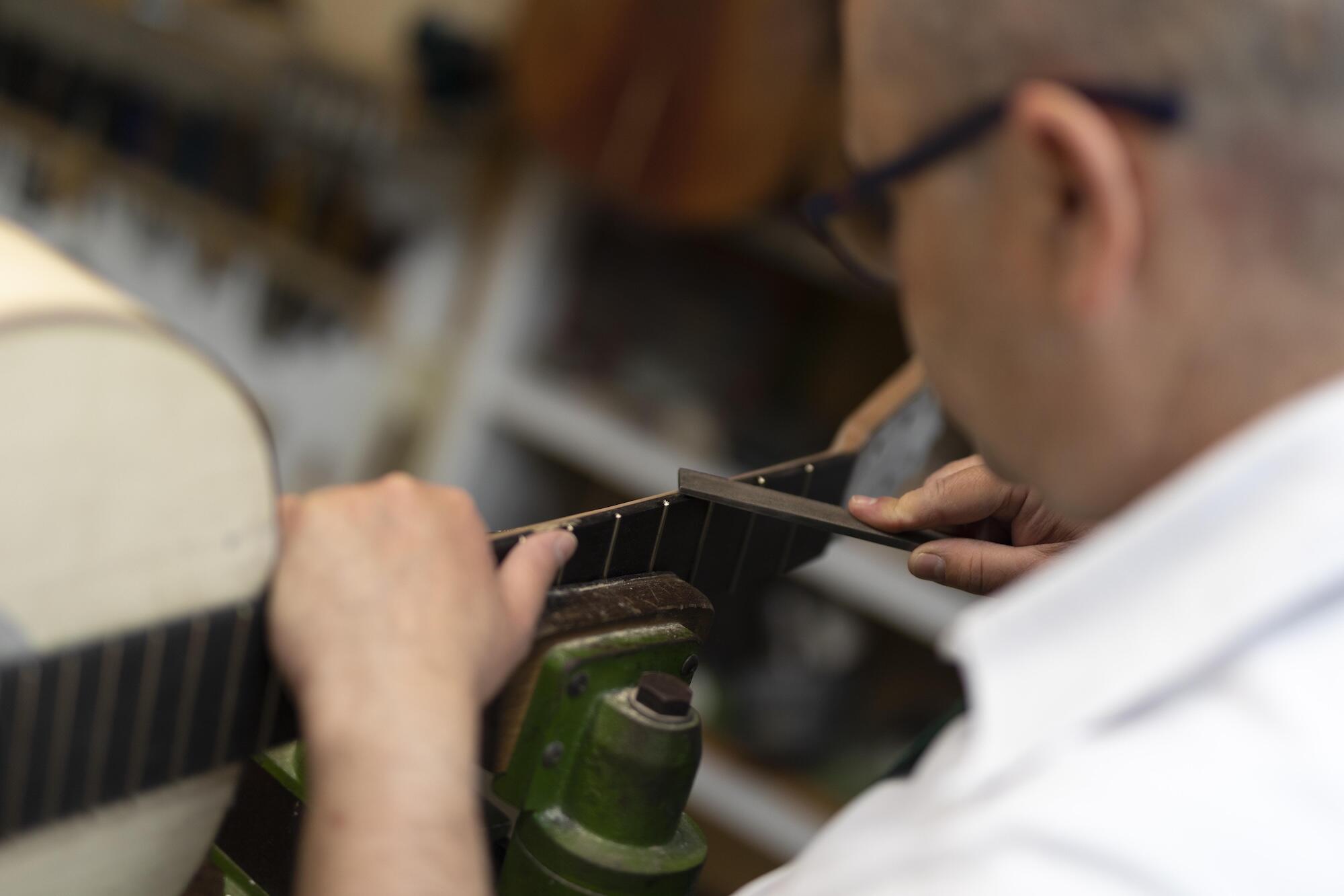 Luthier guitare