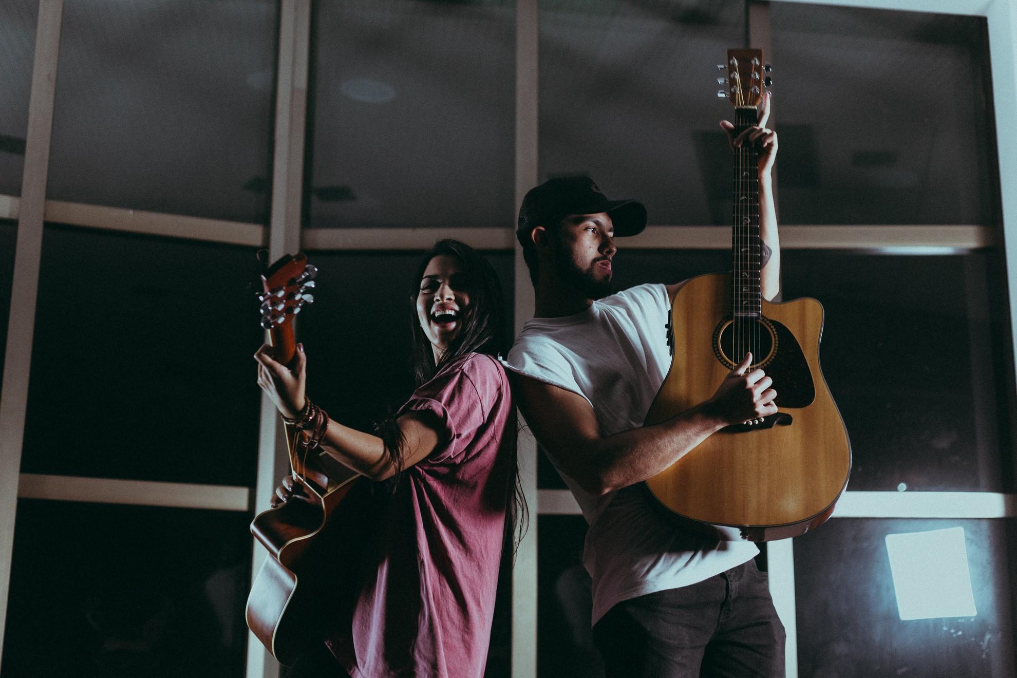 Peut-on prendre des cours de guitare à plusieurs ?
