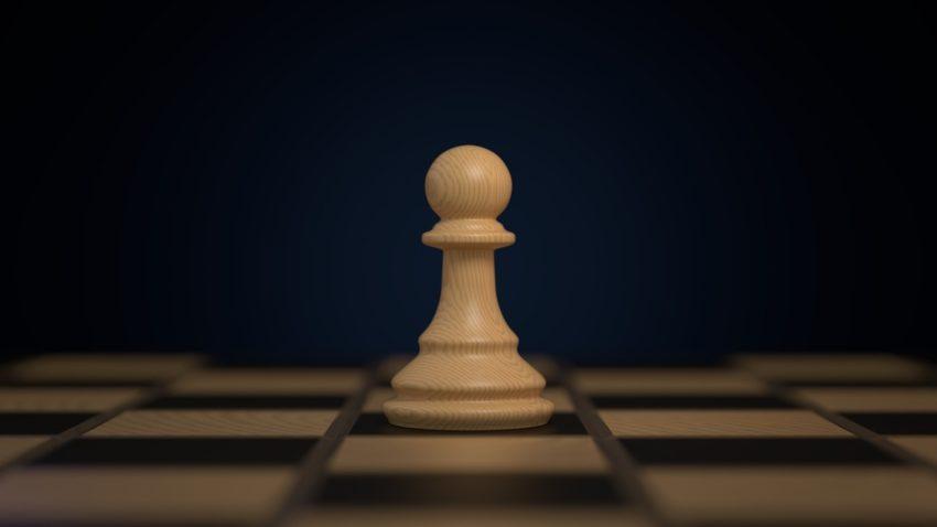 Quels sont les coups spéciaux du jeu de société le jeu d'échec ?