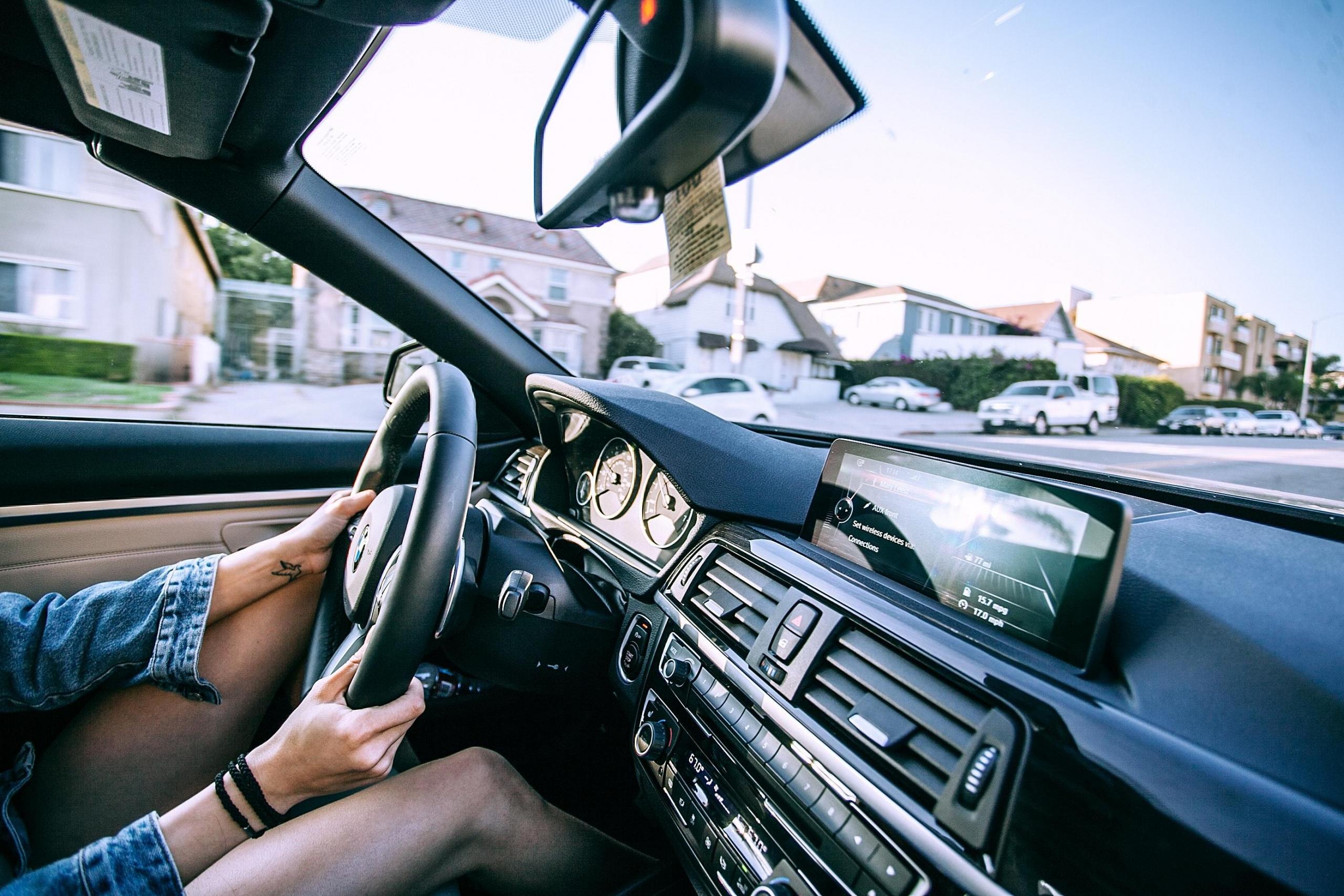 Comment prendre des cours de conduite en auto-école dans la capitale ?