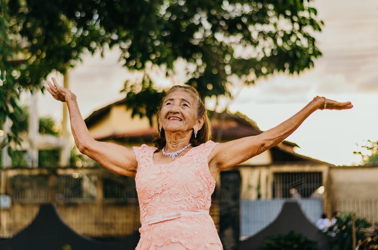Quand ont lieu les bals dansants pour seniors ? 