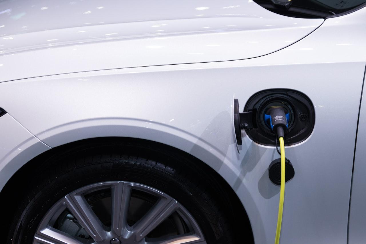 Passez à la voiture tout électrique !
