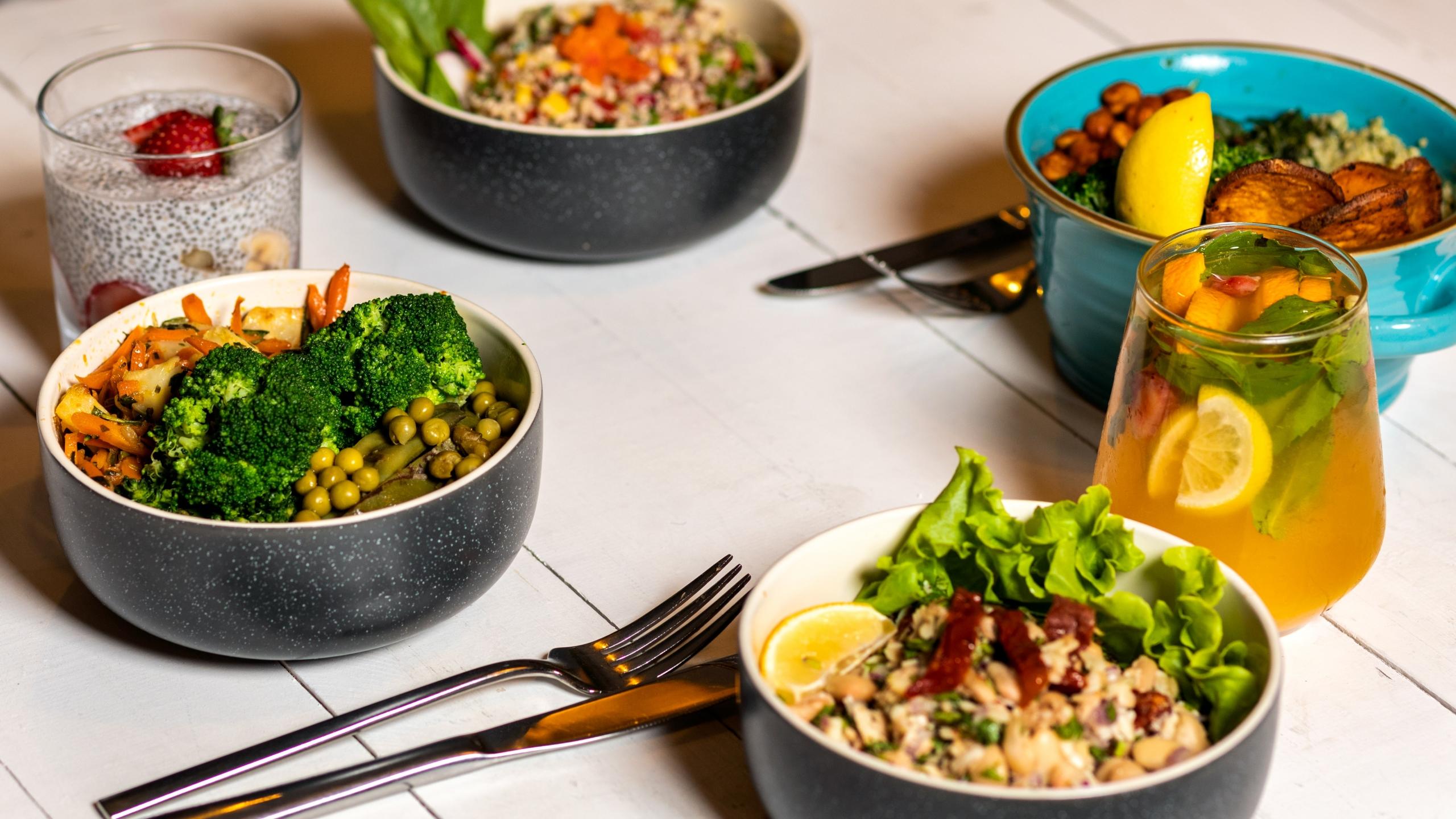 Une assiette d'aliments sains