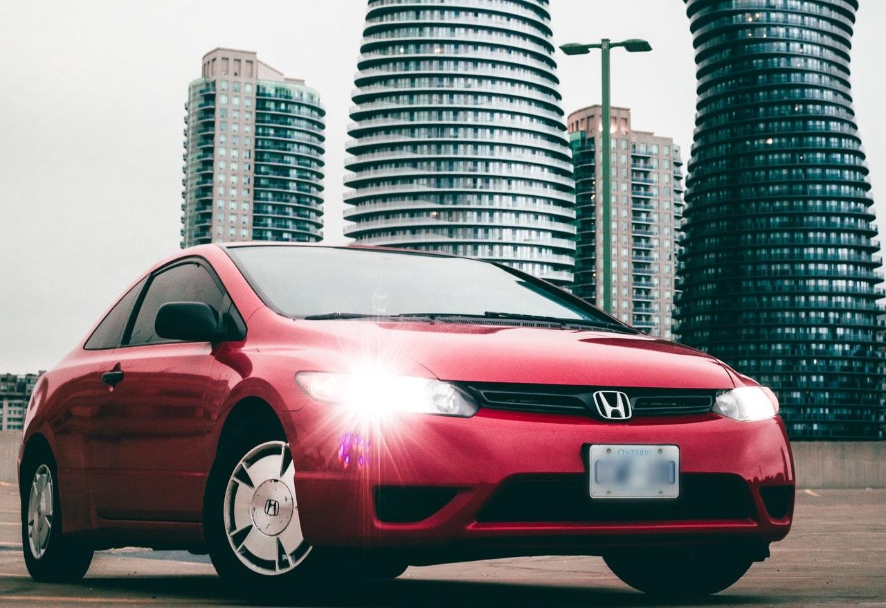 Comment limiter les émissions de polluants en voiture ? 