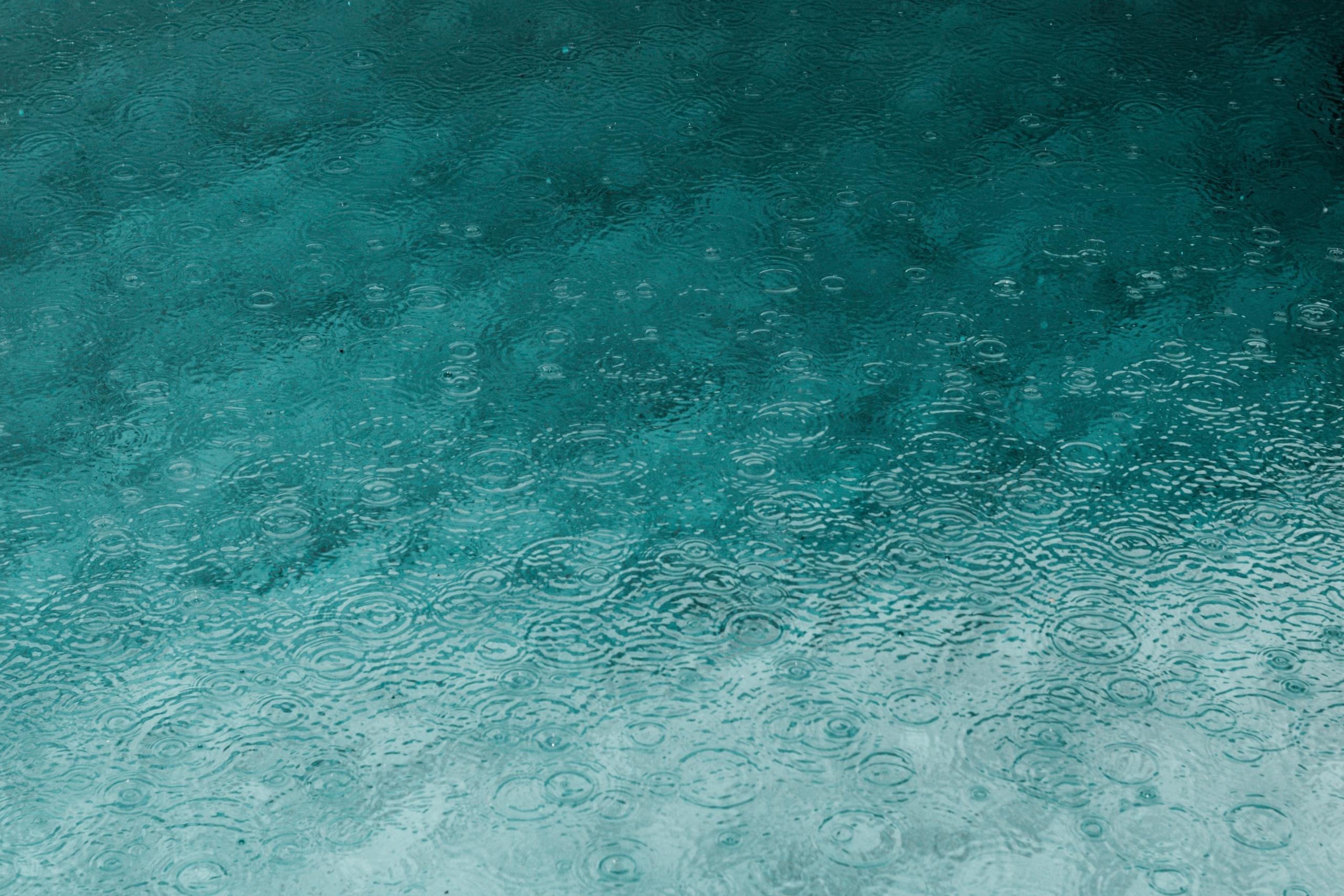 Quelles sont les manifestations de l’eau de pluie ?