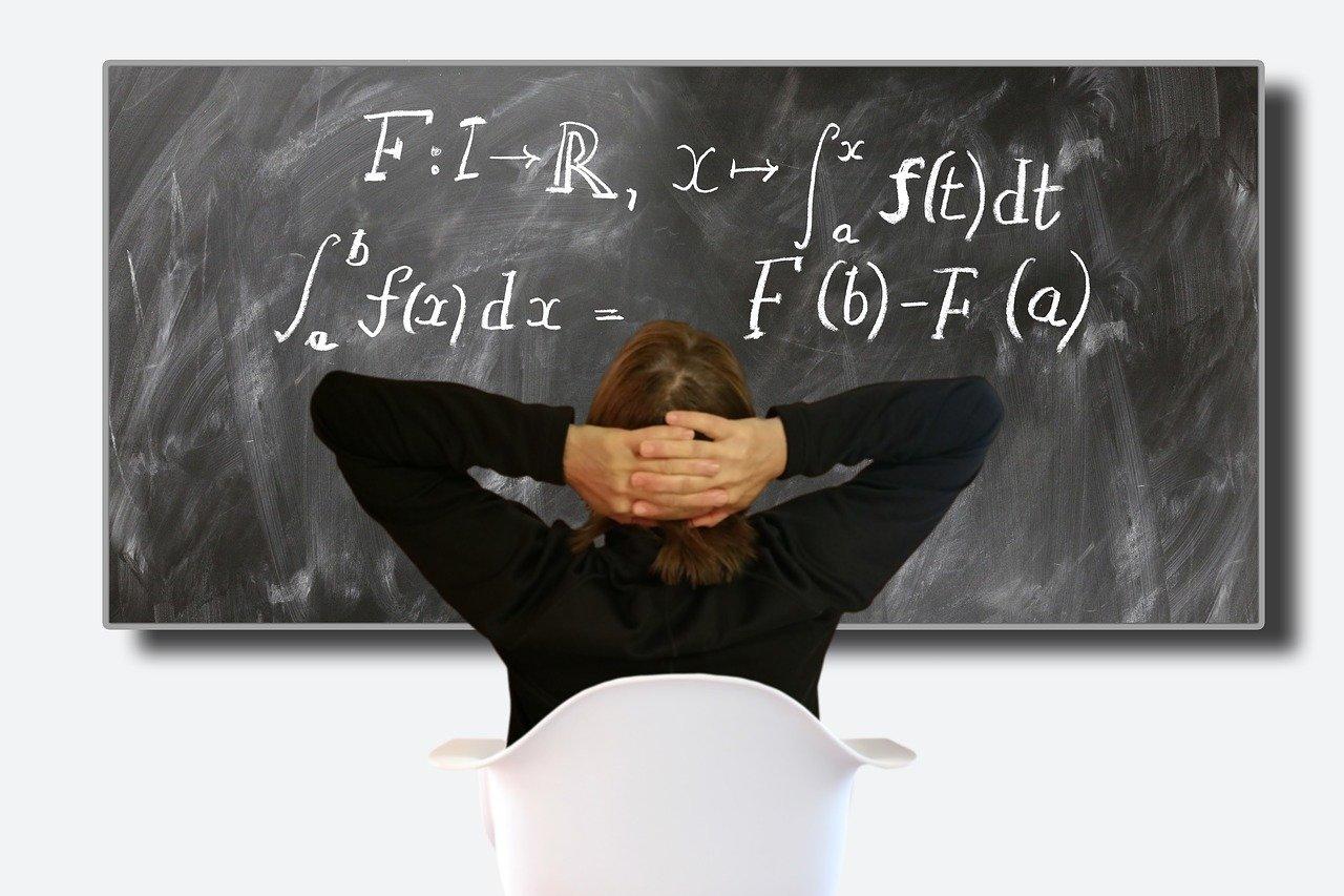 avantages-inconvenients-du-metier-de-professeur-physique-chimie