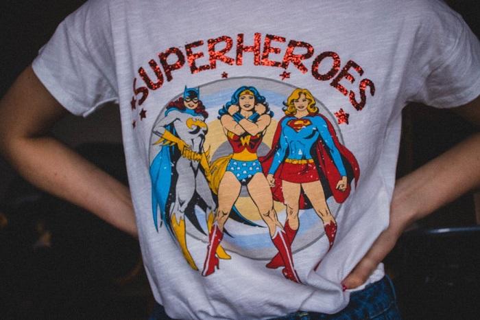 Quel pièce coudre pour un déguisement de super-héros ?