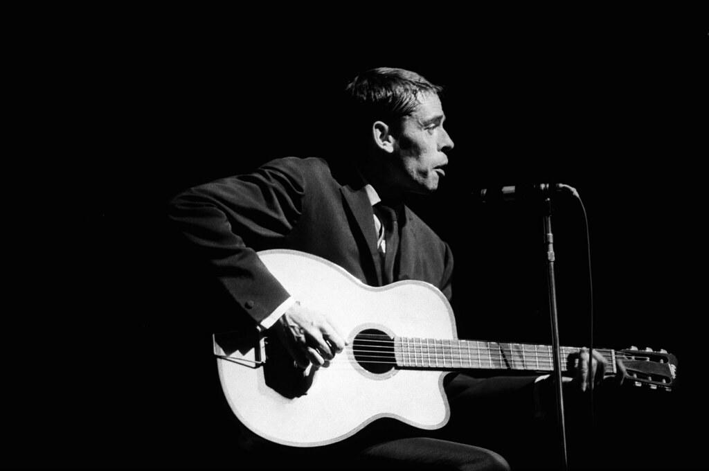 Quel est le chanteur français le plus populaire ?