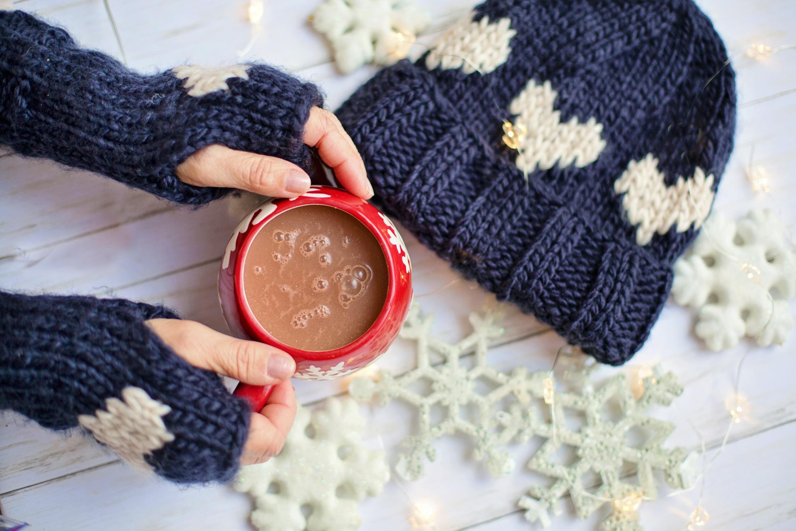 Doit-on savoir tricoter pour faire un pull ?