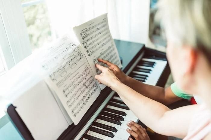 Comment jouer du piano sans solfège ?