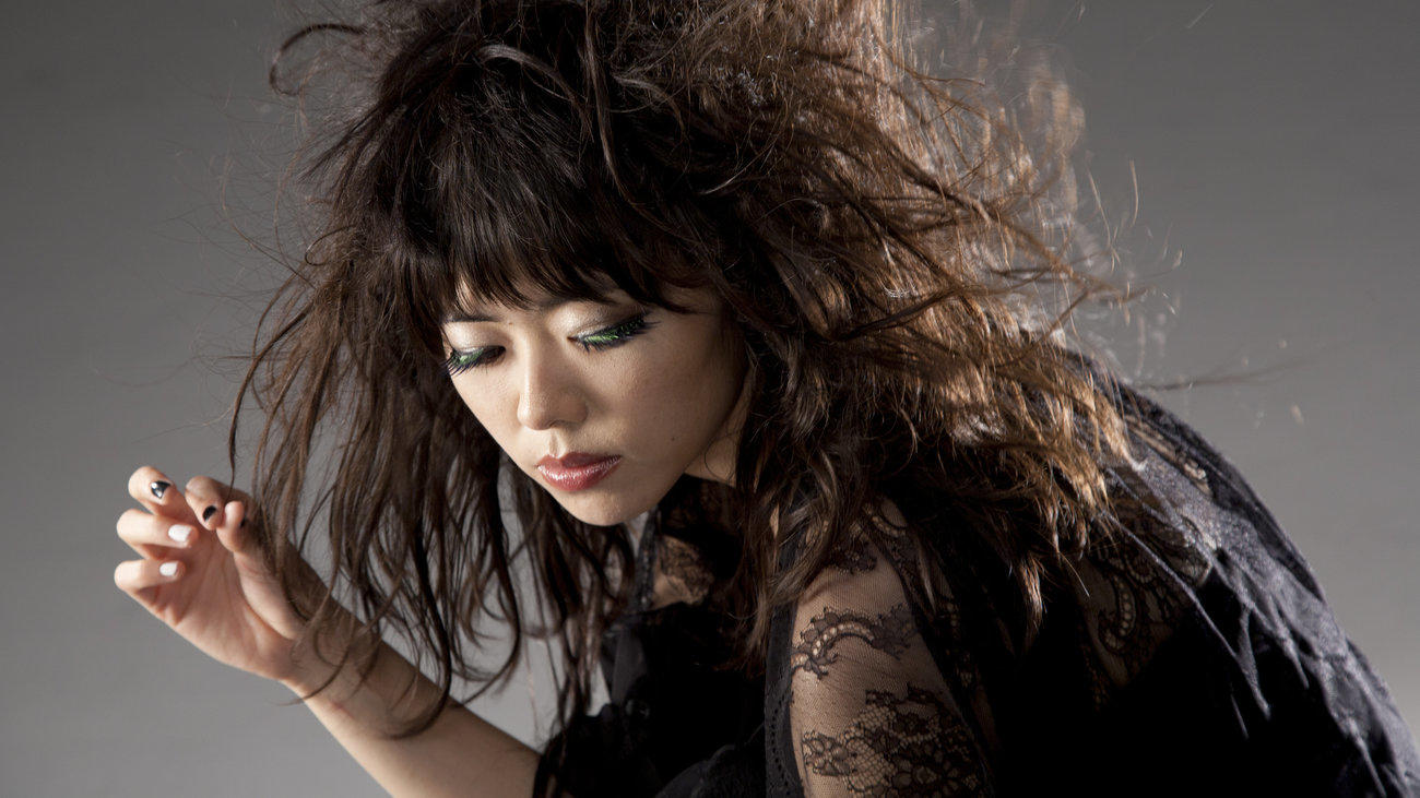 Hiromi Uehara, célèbre pianiste de jazz (source : pigrai.com)