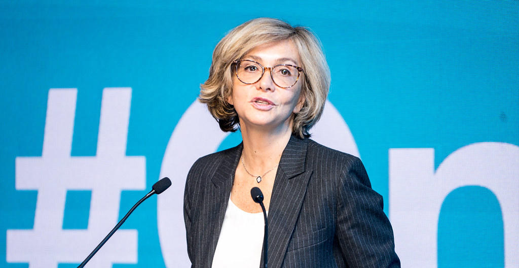 Quelles sont les principales valeurs républicaines qui sont plébiscitées par la candidate Valérie Pécresse pour l'école ?