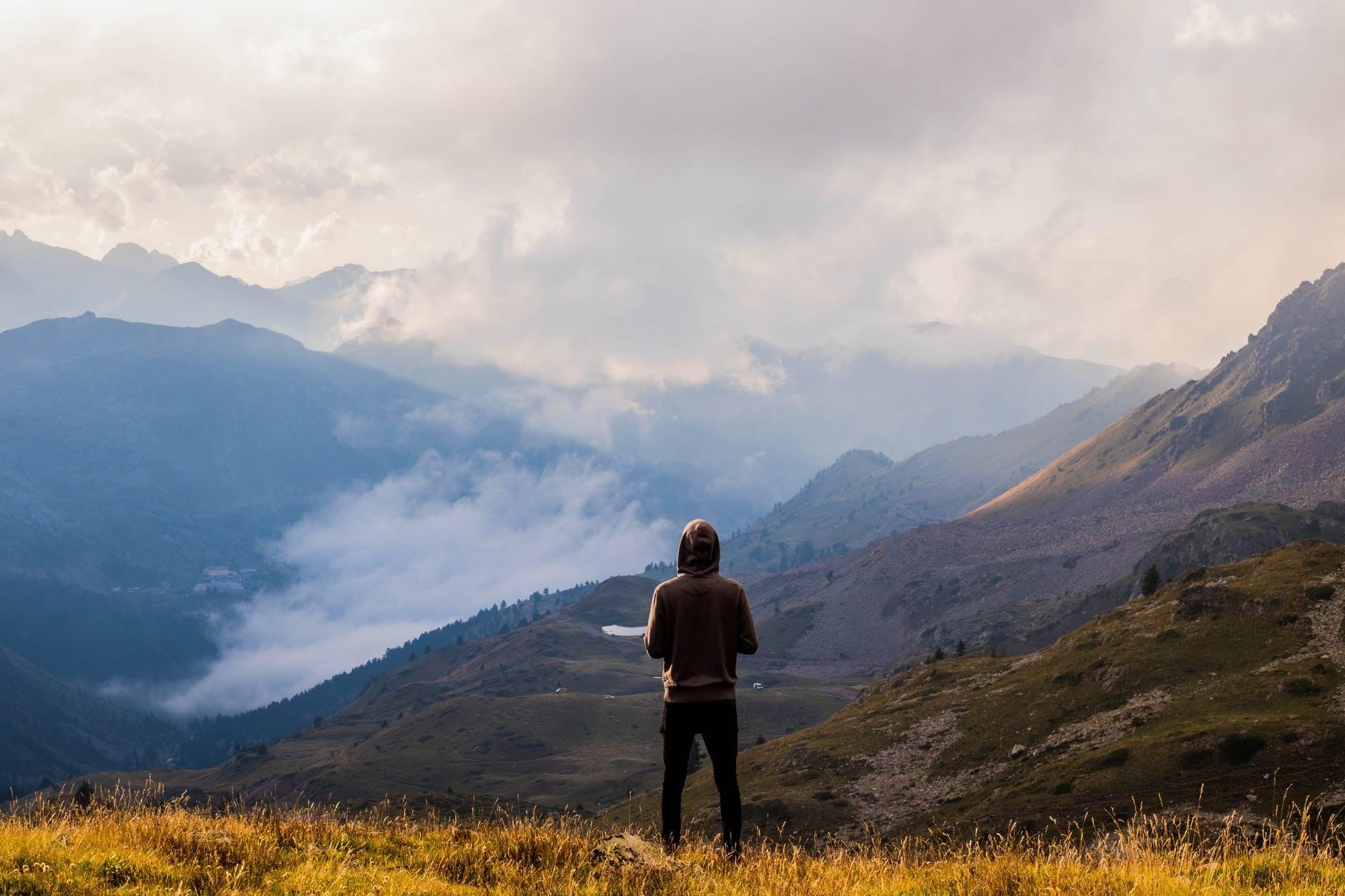 Comment lier LLCER et sciences au bac ?