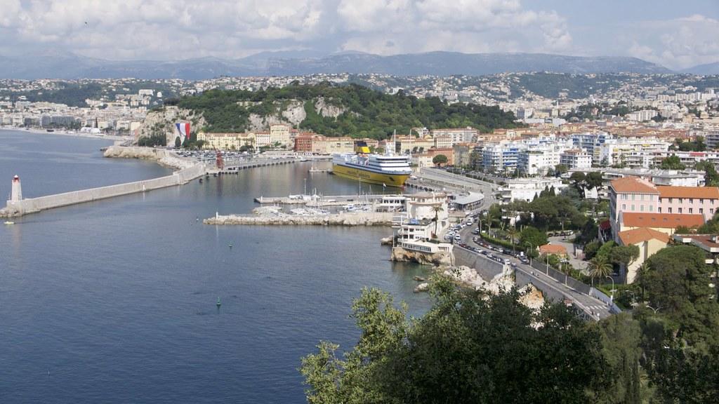 Où apprendre la latin à Nice ?