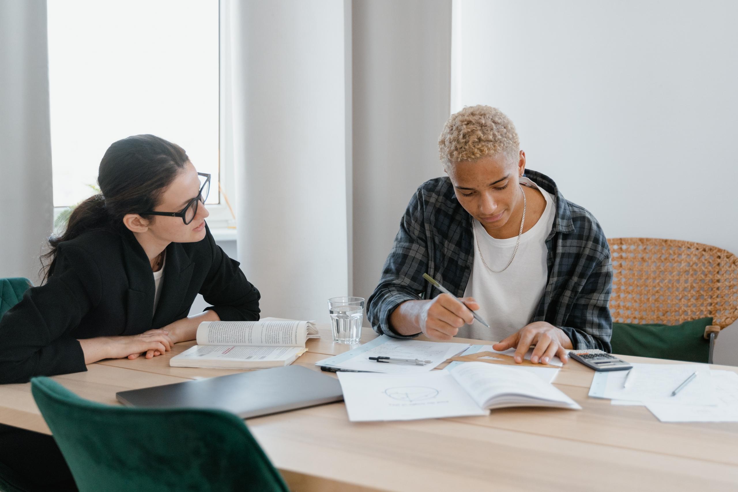 Où prendre des cours particuliers de latin à Nice ?