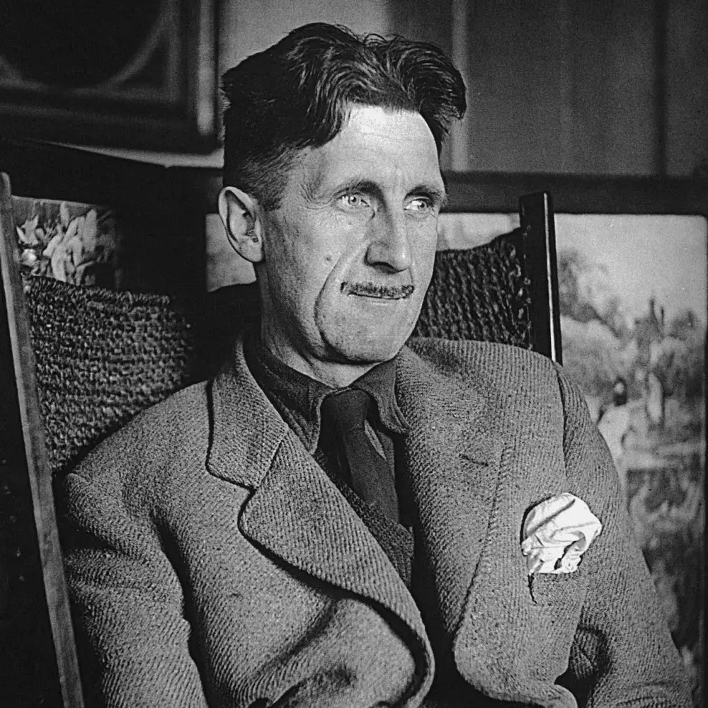 Photo de George Orwell (source : Lintervalle.blog)