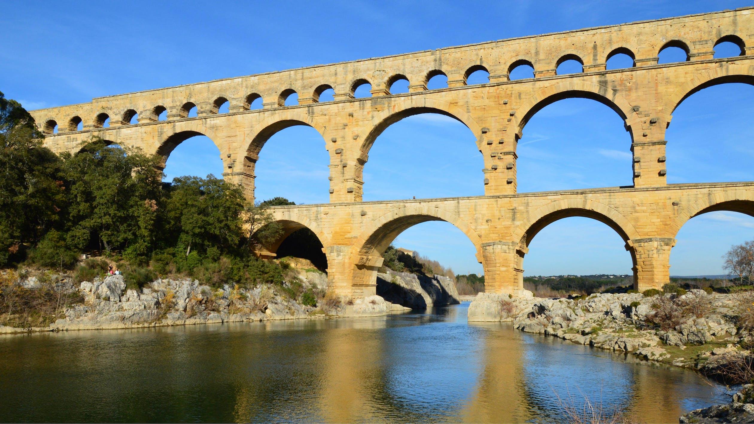 Vue sur le Pont du Gard.